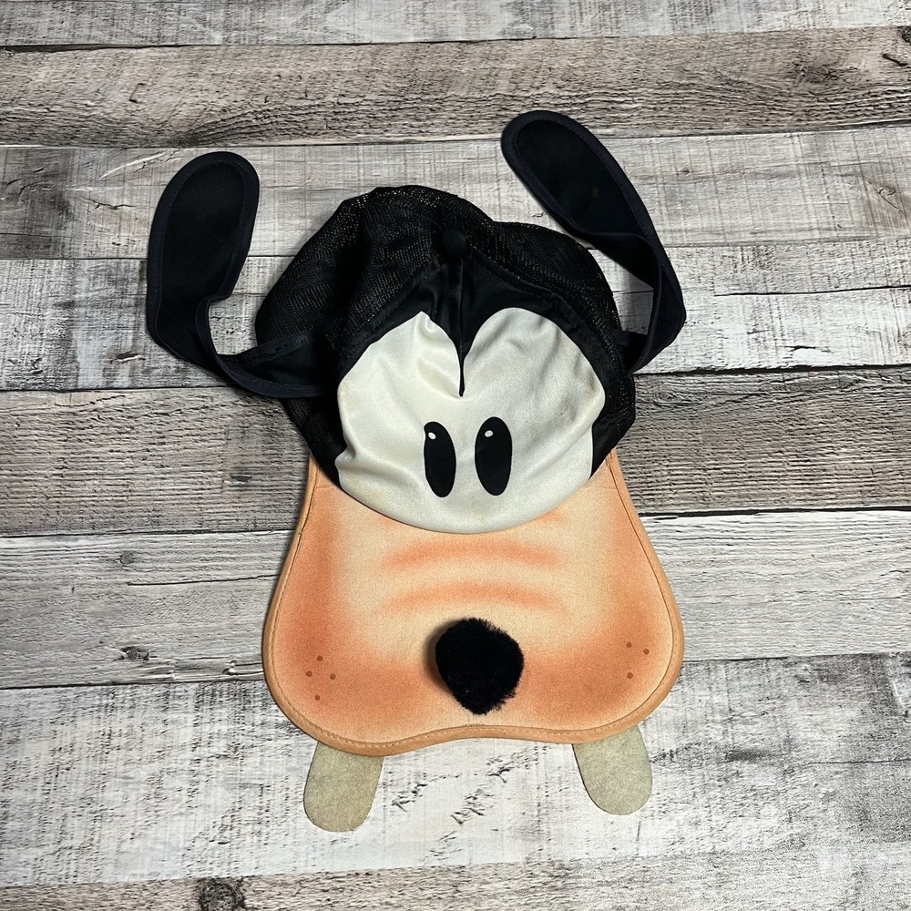 Goofy SnapBack Adult One Size Adjustable Vintage Disneyland Disney Parks